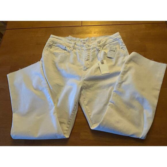 Good American Good Legs Straight Mid-Rise Jeans, Color White, Size 14 - Picture 5 of 8